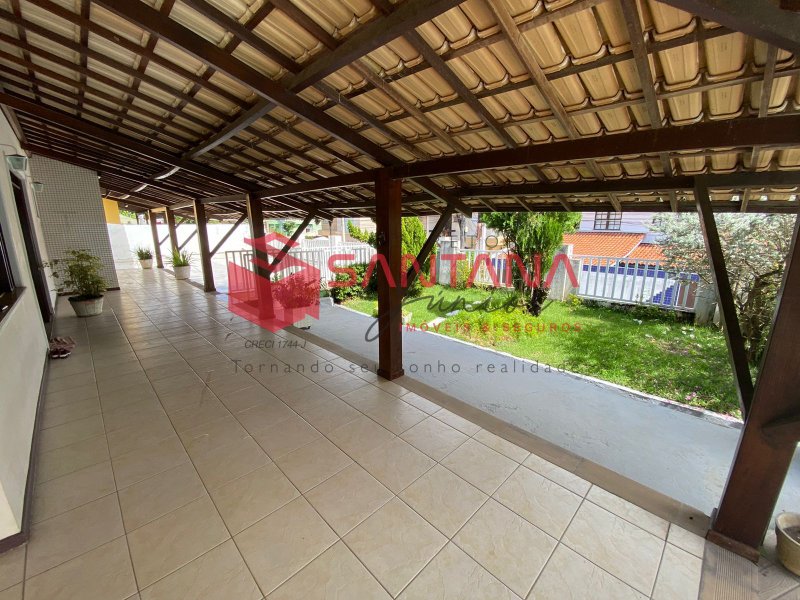 Casa com 4/4 para locação em Vilas do Atlântico Rua Praia de Itaparica Lauro de Freitas - 