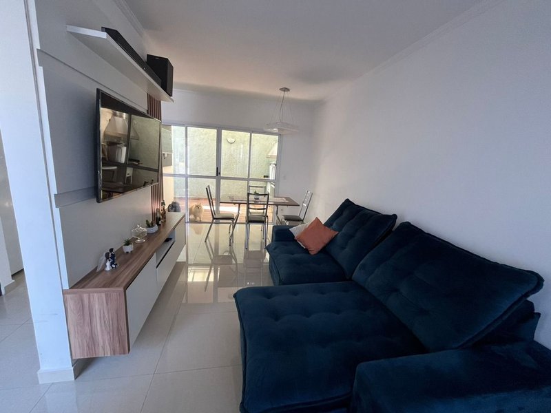 Sobrado Condomínio Fechado Residencial Liberty - 03 dorms, 01 suíte e lazer completo - Mogi das Cruzes - 