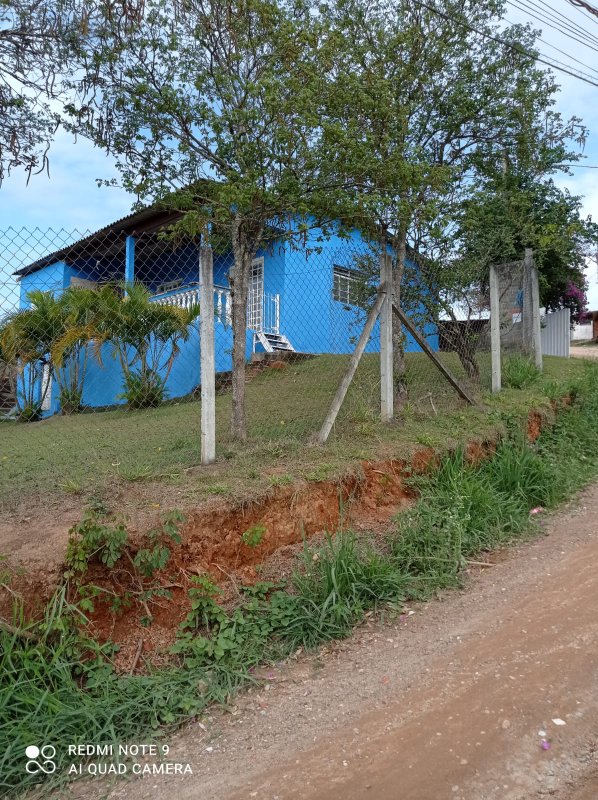CHACARA COM 560 METROS EM SÃO JOSE DOS CAMPOS SP - São José dos Campos - 
