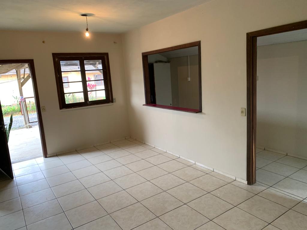 Casa com 3 quartos  Timbó - 