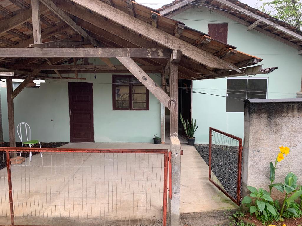 Casa com 3 quartos  Timbó - 