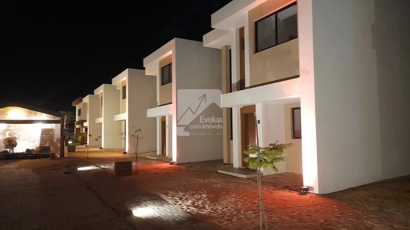 Aluguel R$ 6.000 Casa 3 Suíte Condomínio Fechado, Buraquinho - Lauro de Freitas - Lauro de Freitas - 