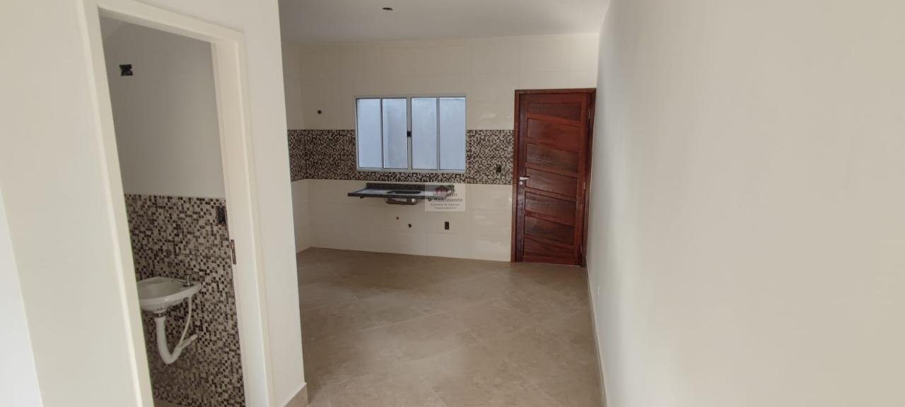 Casa à venda com 2 quartos, 64m² - Foto 15