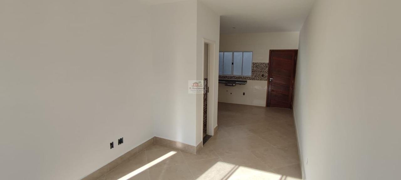 Casa à venda com 2 quartos, 64m² - Foto 11