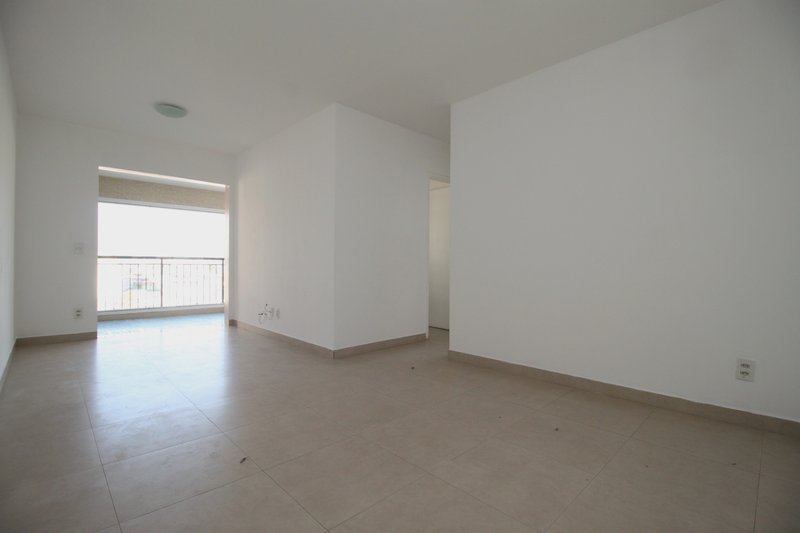 Apartamento à venda com 60m², 2 dormitórios, 1 banheiro e 01 vaga de garagem Rua Salvador Pedroso São Paulo - 