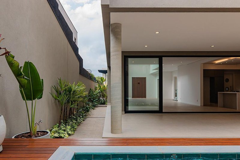 CASA ALPHAVILLE - SANTANA DE PARNAIBA Alameda hercules São Paulo - 