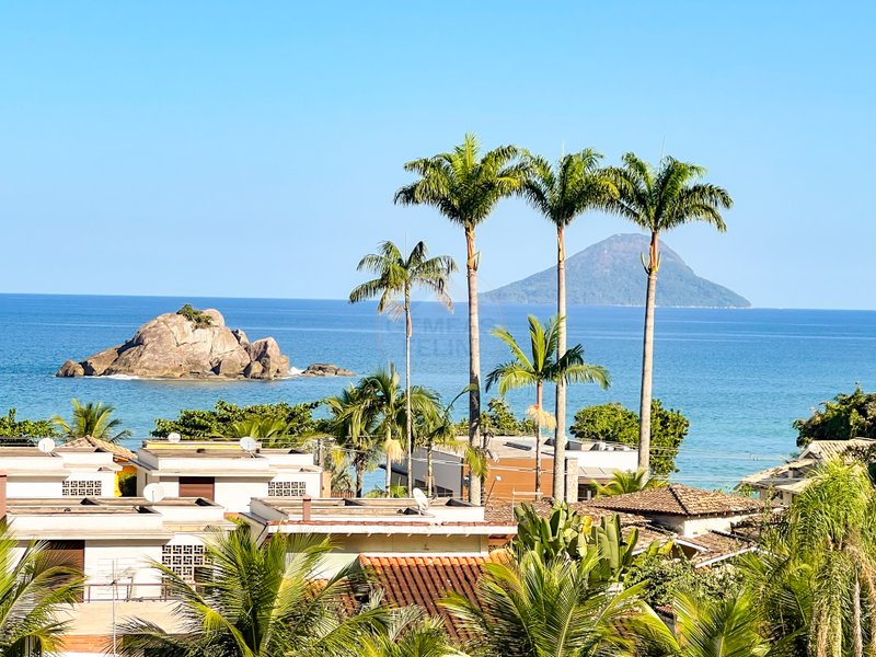 Casa em Condomínio fechado na Praia de Juquehy - LOCAÇÃO ANUAL  São Sebastião - 