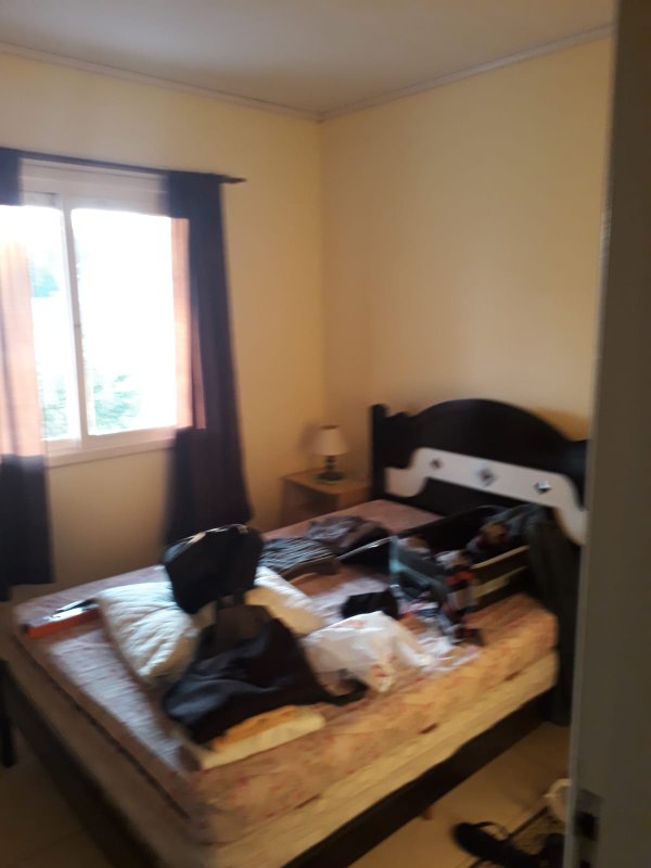 Casa com 3 quartos, 1 suíte, dois terrenos, a 3 quadras do mar. Frente Oeste Rua Irai Capão da Canoa - 