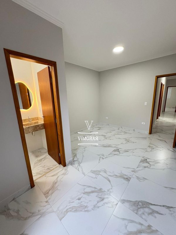 Sobrado 3 dormit&oacute;rios sendo 1 su&iacute;te + 2 vagas de garagem  São Paulo - 