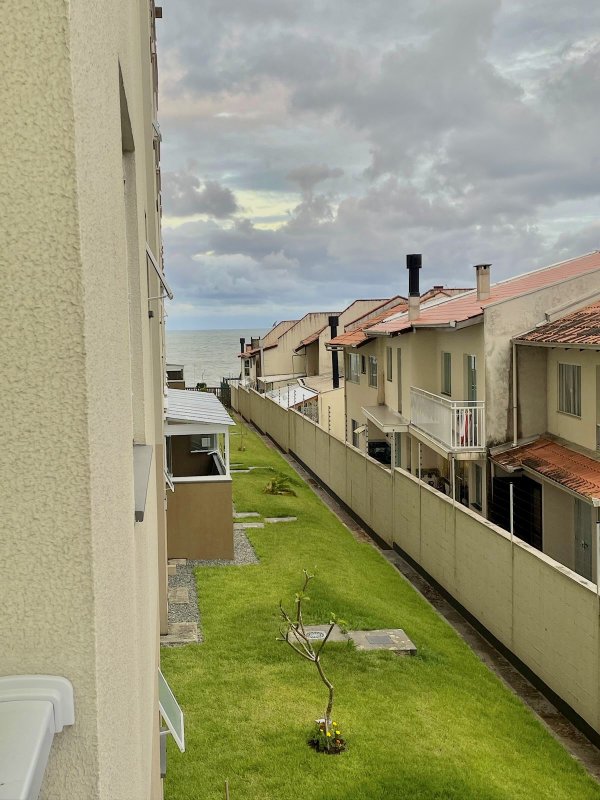 APARTAMENTO COM 2 DORMITÓRIOS NA PRAIA BARRA VELHA - Barra Velha - 