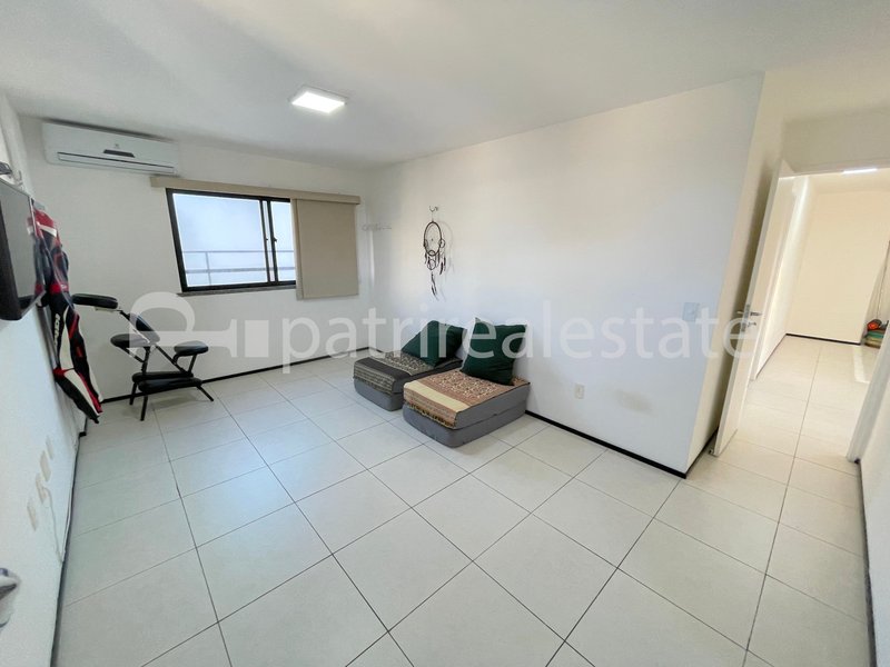 Apartamento 160 m² 4 Quartos 5 WC 4 vagas na garagem. 1 por andar. Cocó - Fortaleza - CE Rua Andrade Furtado Fortaleza - 