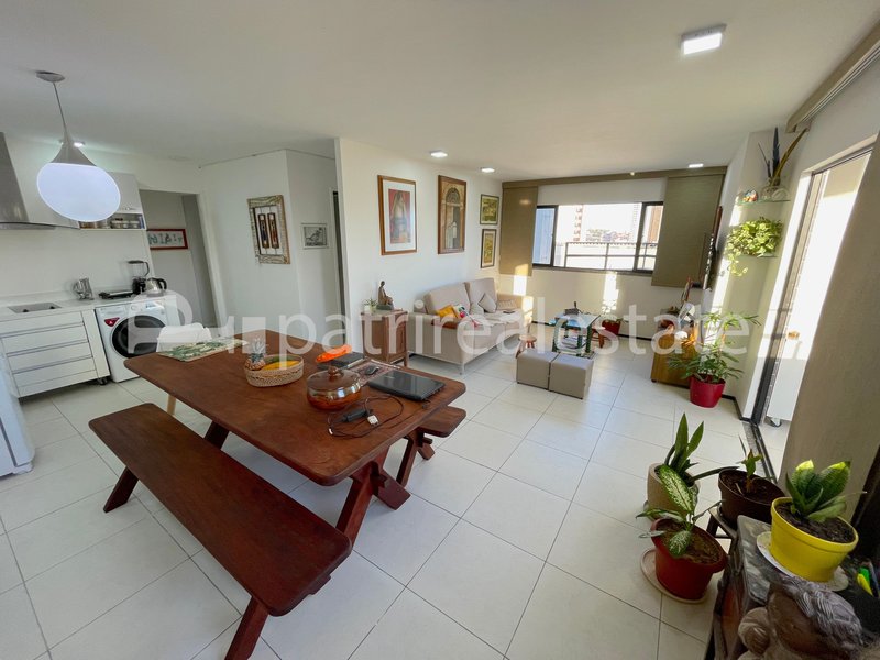 Apartamento 160 m² 4 Quartos 5 WC 4 vagas na garagem. 1 por andar. Cocó - Fortaleza - CE Rua Andrade Furtado Fortaleza - 