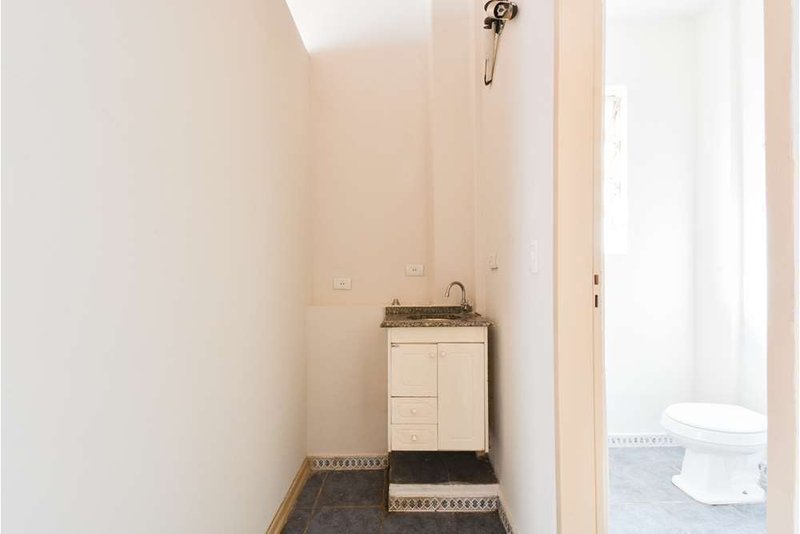 Sala comercial a venda - Centro - 96m² Araújo São Paulo - 