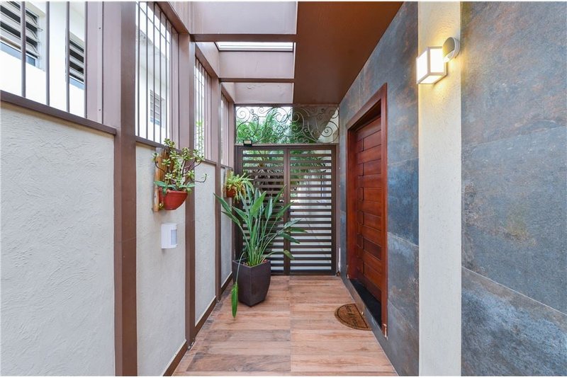 Casa a venda - Rua General Gurjão - 3 suítes 259m² General Gurjão São Paulo - 