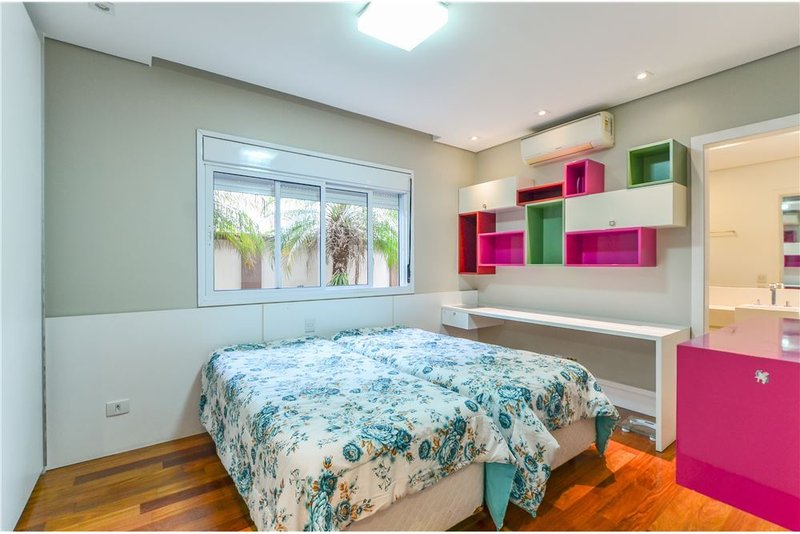 Casa a venda - Rua General Gurjão - 3 suítes 259m² General Gurjão São Paulo - 