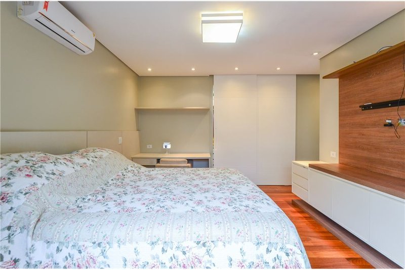 Casa a venda - Rua General Gurjão - 3 suítes 259m² General Gurjão São Paulo - 