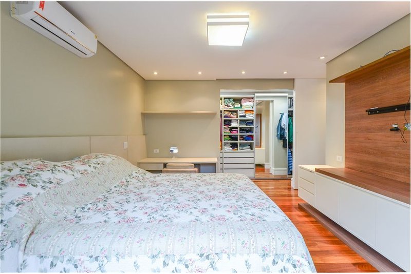 Casa a venda - Rua General Gurjão - 3 suítes 259m² General Gurjão São Paulo - 