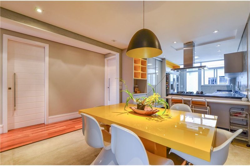 Casa a venda - Rua General Gurjão - 3 suítes 259m² General Gurjão São Paulo - 
