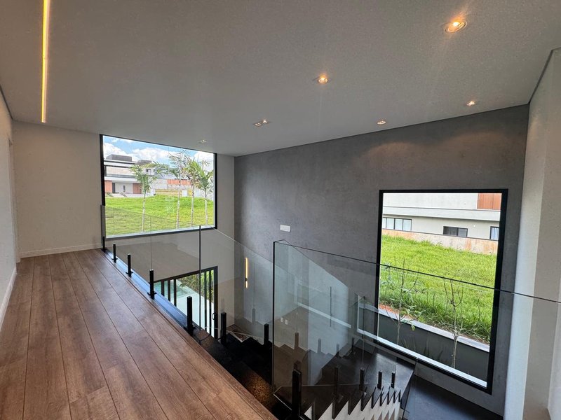 CASA MAGNÍFICA À VENDA NA REGIÃO DO ALPHAVILLE DOM PEDRO, CAMPINAS-SP Avenida Marcelo Fiolo Pupo de Campos Ferreira Campinas - 