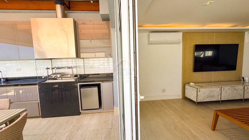 Casa frente ao mar na Praia de Juquehy em Condom&iacute;nio Fechado - LOCA&Ccedil;&Atilde;O E VENDA  São Sebastião - 