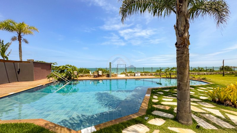 Casa frente ao mar na Praia de Juquehy em Condom&iacute;nio Fechado - LOCA&Ccedil;&Atilde;O E VENDA  São Sebastião - 