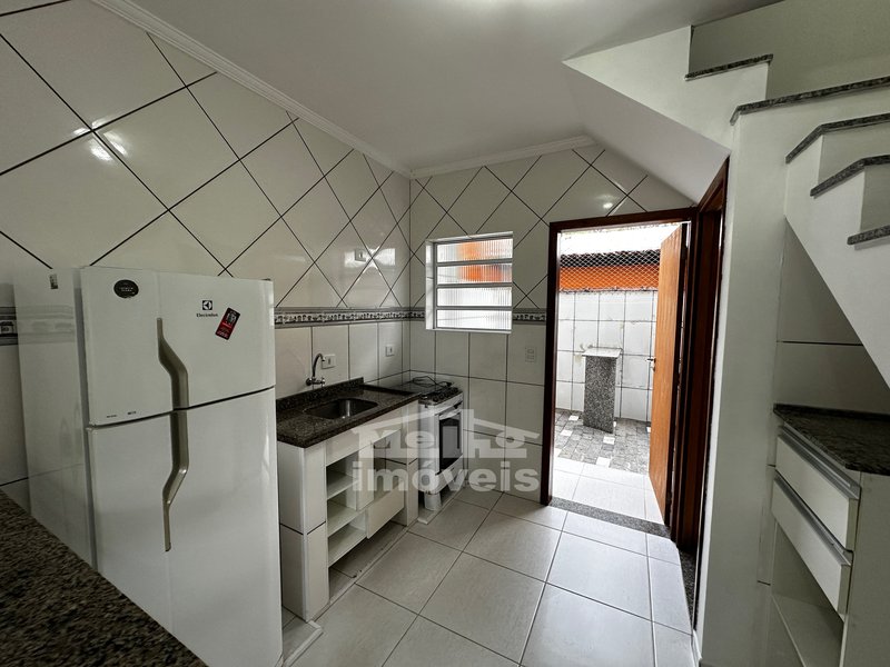 Apartamento para locação anual em boiçucanga em residencial com 01 dormitório RUA ITABERABA São Sebastião - 