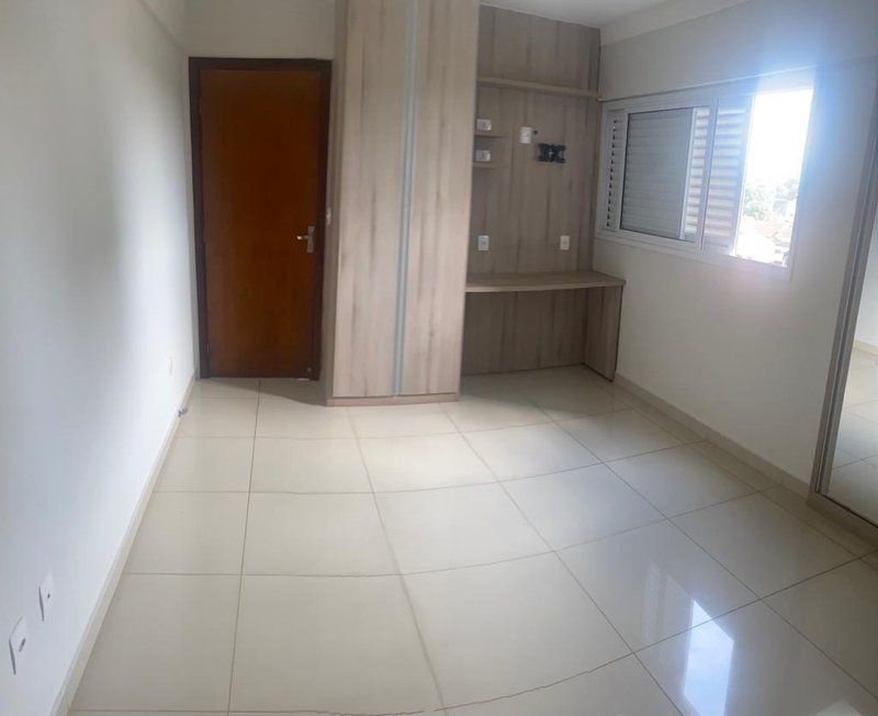 Apartamento próximo medalha milagrosa - Uberaba - 