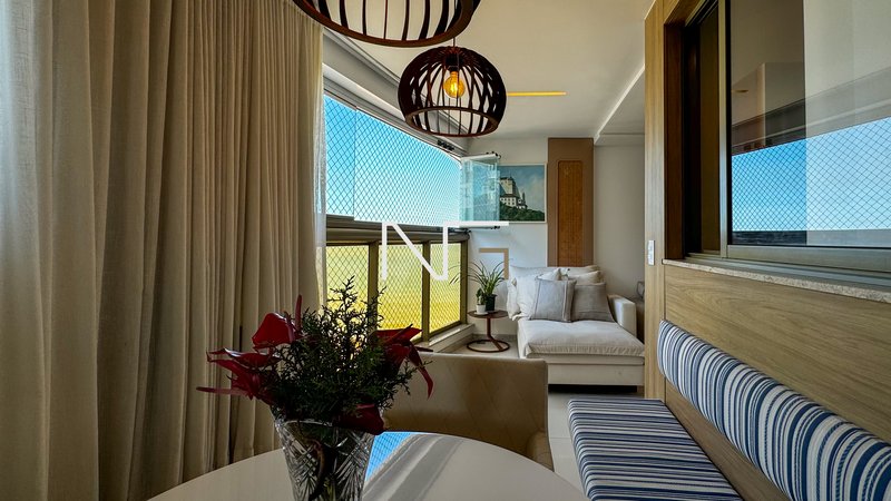 Apartamento 4 Quartos de Alto Padrão na Praia de Itaparica. Vista mar e lazer de clube! Rua Itapemirim Vila Velha - 