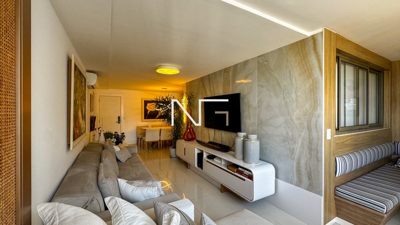 Apartamento 4 Quartos de Alto Padrão na Praia de Itaparica. Vista mar e lazer de clube! Rua Itapemirim Vila Velha - 