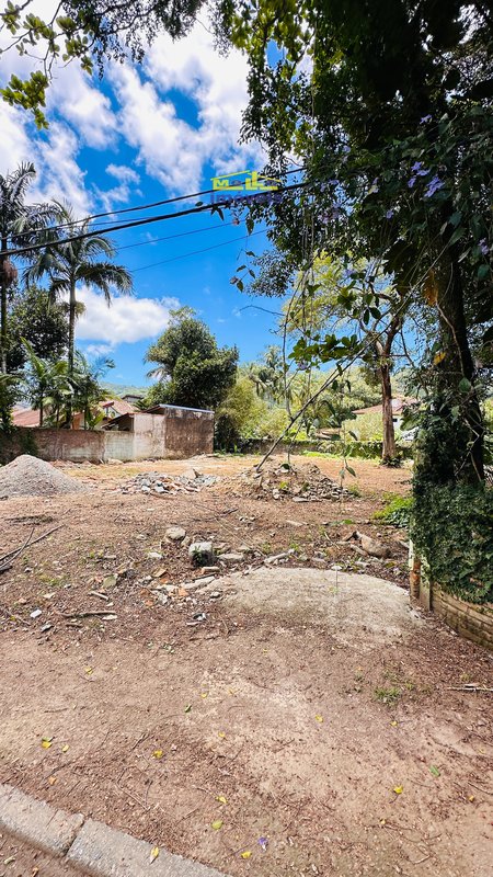 Terreno á venda com 1039m² em Boiçucanga litoral norte RUA DAS ARVORES São Sebastião - 