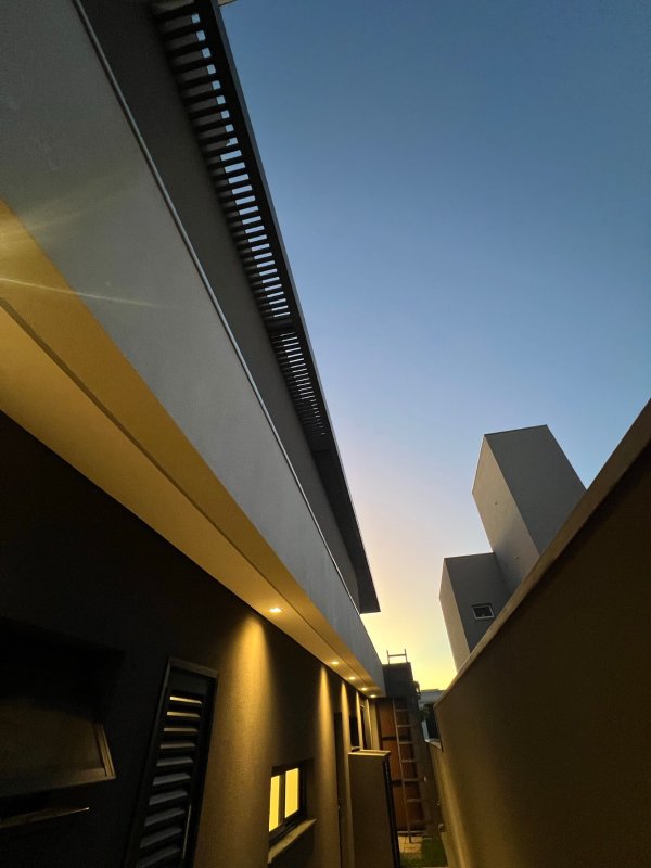 Quer uma oportunidade de morar no Alphaville ? RUA TAMANQUEIRA Campo Grande - 