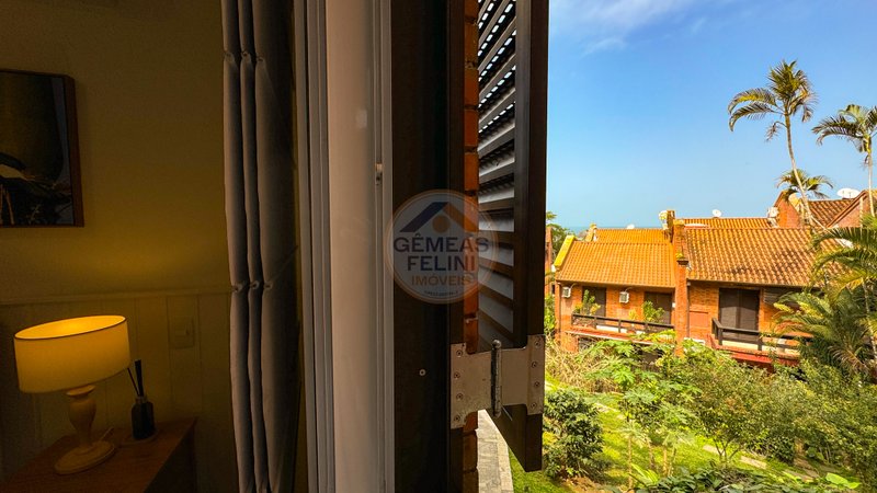 Casa em condomínio no canto direito da Praia de Juquehy - LOCAÇÃO DIÁRIA - São Sebastião - 