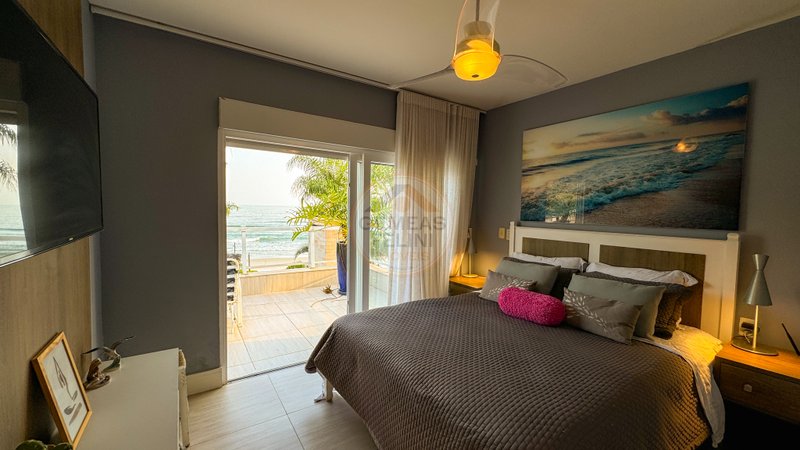 Casa de frente ao mar na Praia de Juquehy - LOCAÇÃO DIÁRIA Avenida Mãe Bernarda São Sebastião - 
