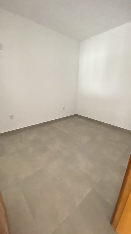 SOBRADO COM 2 DORMITÓRIOS NA LIMEIRA - Brusque - 