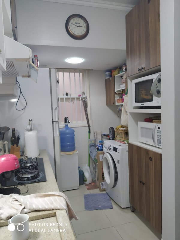 Apto com 1 quarto e meio, demais peças, MOBILIADO e REFORMADO, com vaga privativa Avenida das Dalias Capão da Canoa - 