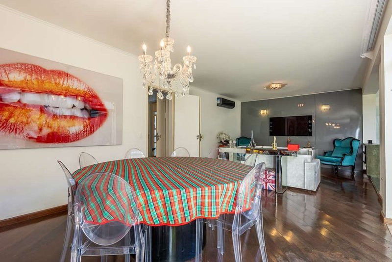Casa a venda - Planalto Paulista - 2 suítes 270m² dos guaxins São Paulo - 
