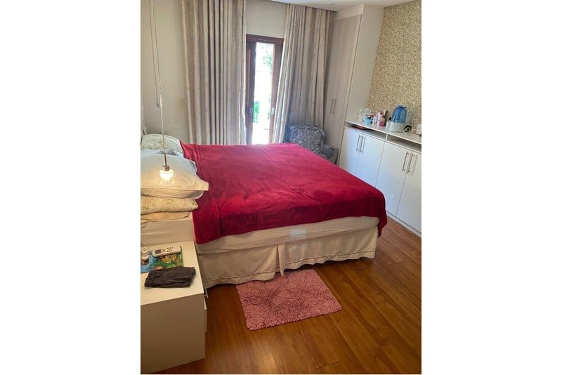 Casa a venda Vila Cruzeira - 3 suítes 187m² Benjamim Mota São Paulo - 