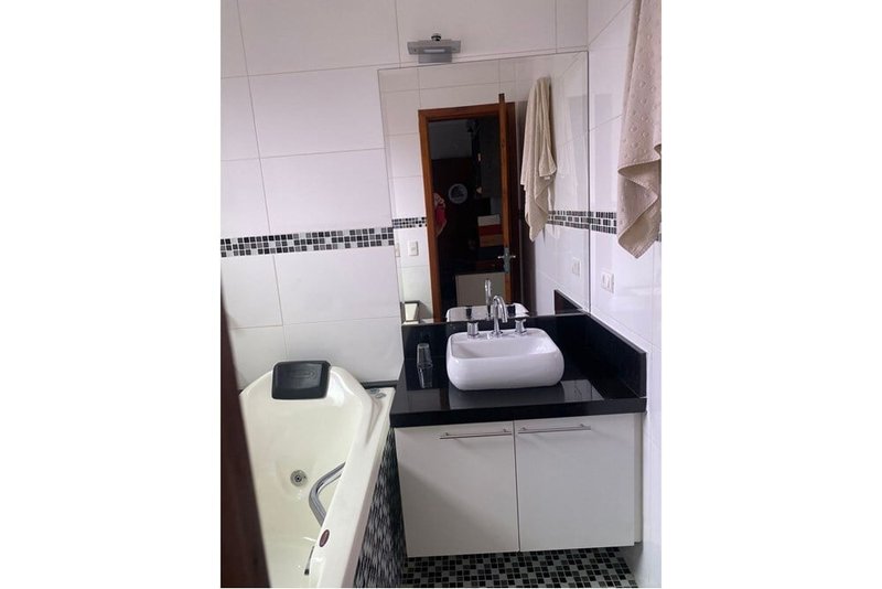 Casa a venda Vila Cruzeira - 3 suítes 187m² Benjamim Mota São Paulo - 