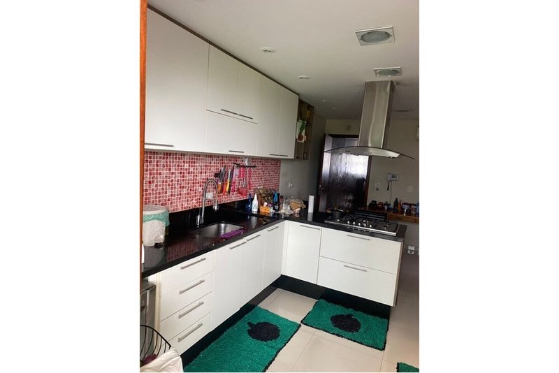 Casa a venda Vila Cruzeira - 3 suítes 187m² Benjamim Mota São Paulo - 