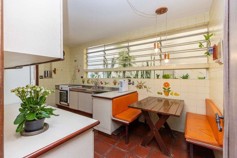 Casa II 230 Casa 601131035-20 1 suíte 184m² Ilamônia São Paulo - 