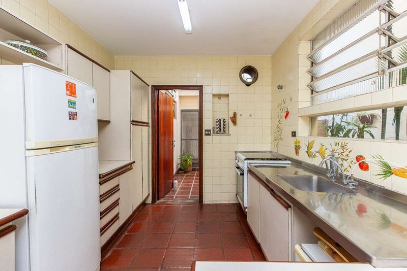 Casa II 230 Casa 601131035-20 1 suíte 184m² Ilamônia São Paulo - 