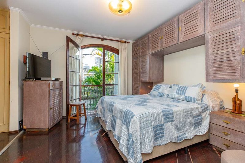 Casa II 230 Casa 601131035-20 1 suíte 184m² Ilamônia São Paulo - 