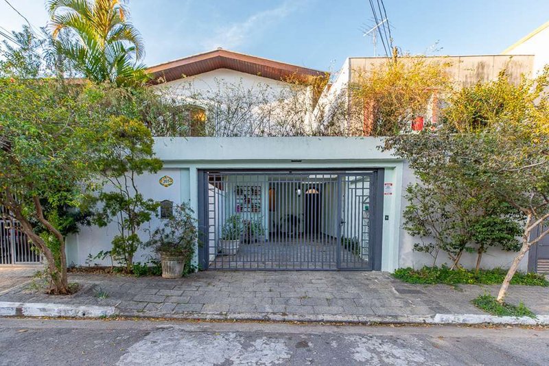 Casa II 230 Casa 601131035-20 1 suíte 184m² Ilamônia São Paulo - 