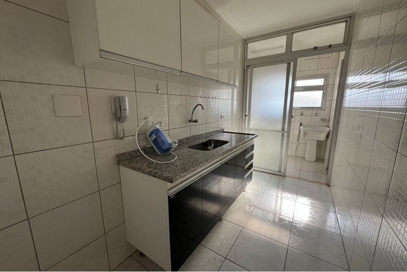 Apartamento a venda - Campo Belo - 2 dormitórios 65m² R. Nhu-Guaçu São Paulo - 