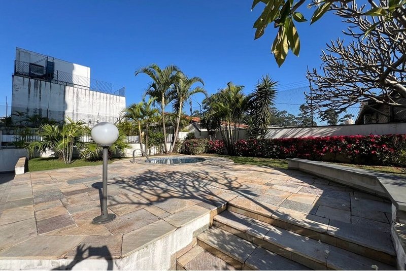 Apartamento a venda - Campo Belo - 2 dormitórios 65m² R. Nhu-Guaçu São Paulo - 