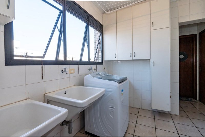 Apartamento a venda - Vila Mariana - 3 suítes 200m² Av Eng Luis Gomes Cardim Sangirardi São Paulo - 