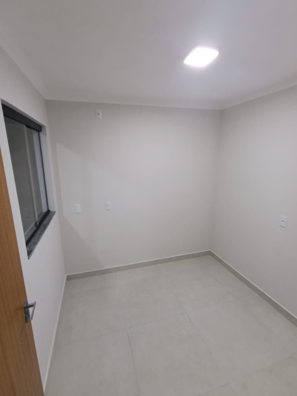 CASA COM 3 DORMITÓRIOS EM DOM JOAQUIM - Brusque - 
