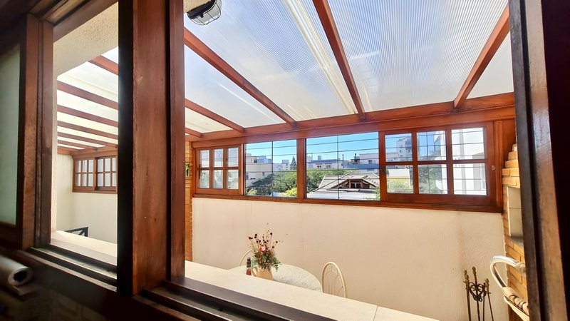 R$ 1.290.000 - LOCALIZAÇÃO SENSACIONAL - EXCELENTE CASA - 420M2 - 3 DORM - 3 VAGAS Rua Líbano Porto Alegre - 