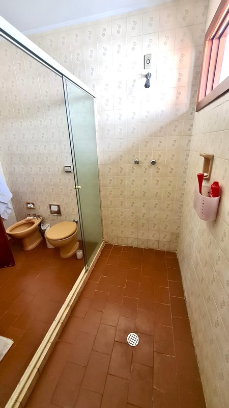 R$ 1.290.000 - LOCALIZAÇÃO SENSACIONAL - EXCELENTE CASA - 420M2 - 3 DORM - 3 VAGAS Rua Líbano Porto Alegre - 
