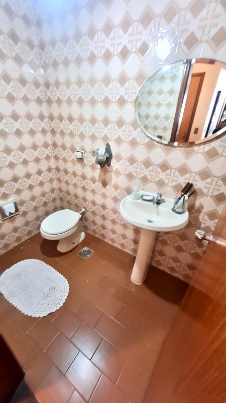 R$ 1.290.000 - LOCALIZAÇÃO SENSACIONAL - EXCELENTE CASA - 420M2 - 3 DORM - 3 VAGAS Rua Líbano Porto Alegre - 